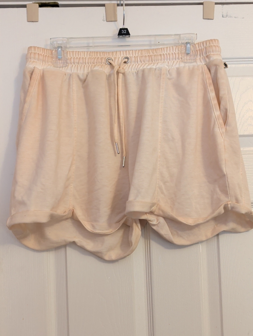 Max Studio Performance Fiji Drawstring Shorts NWT - Picture 6 of 10